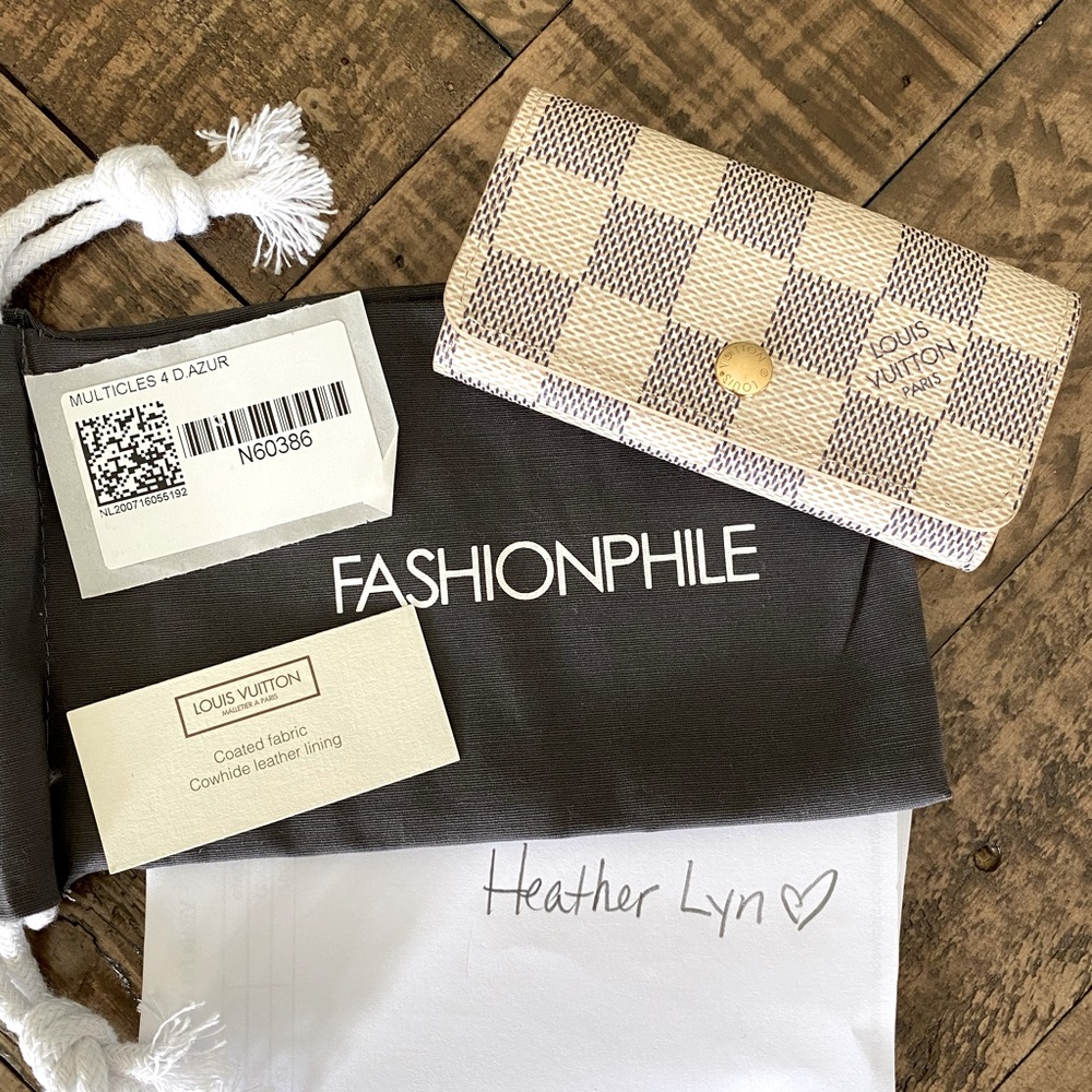 Louis Vuitton 4 key holder